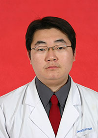 李偉